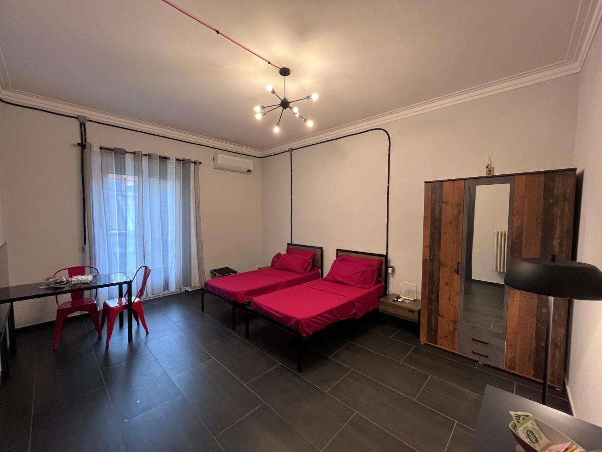 Minardi Apartments Vercelli Luaran gambar