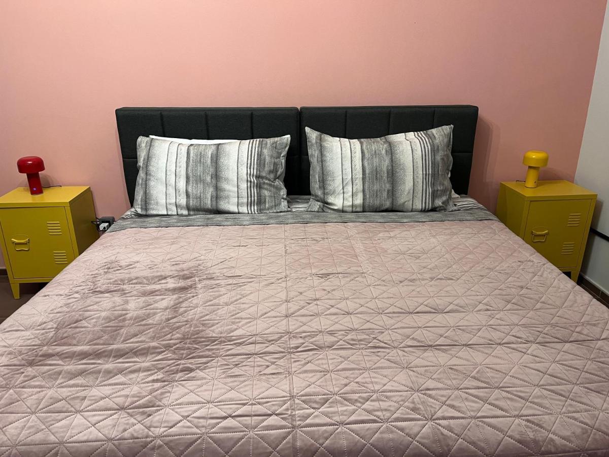 Minardi Apartments Vercelli Luaran gambar